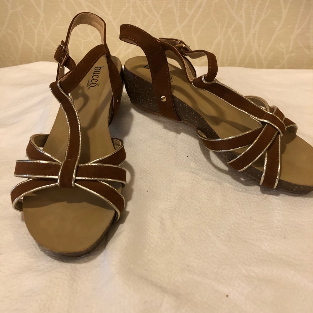 Bucco Wedge Sandals